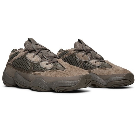 Adidas Yeezy 500 Clay Brown Authentic Sneakers Men’s size 8.5 Good Condition
